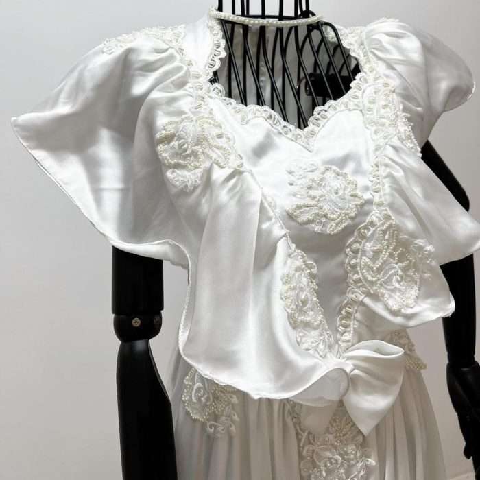 9BB89F7E-01DA-4DA1-B211-CC8DC22E5454